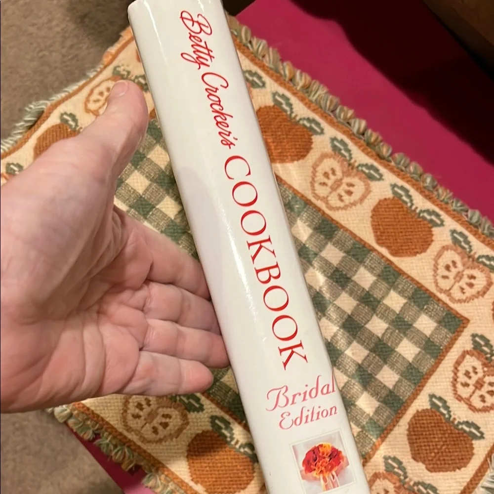 Betty Crocker Bridal Edition Cookbook Special Keepsake